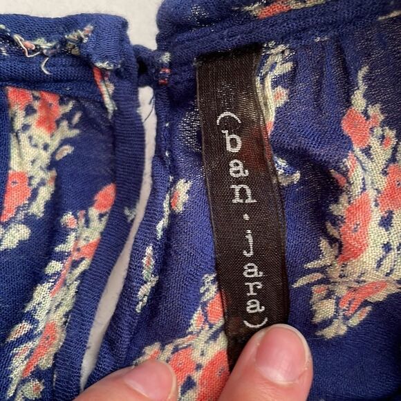 4 Pieces: Zara, Ban Jara, Linen - Picture 4 of 16